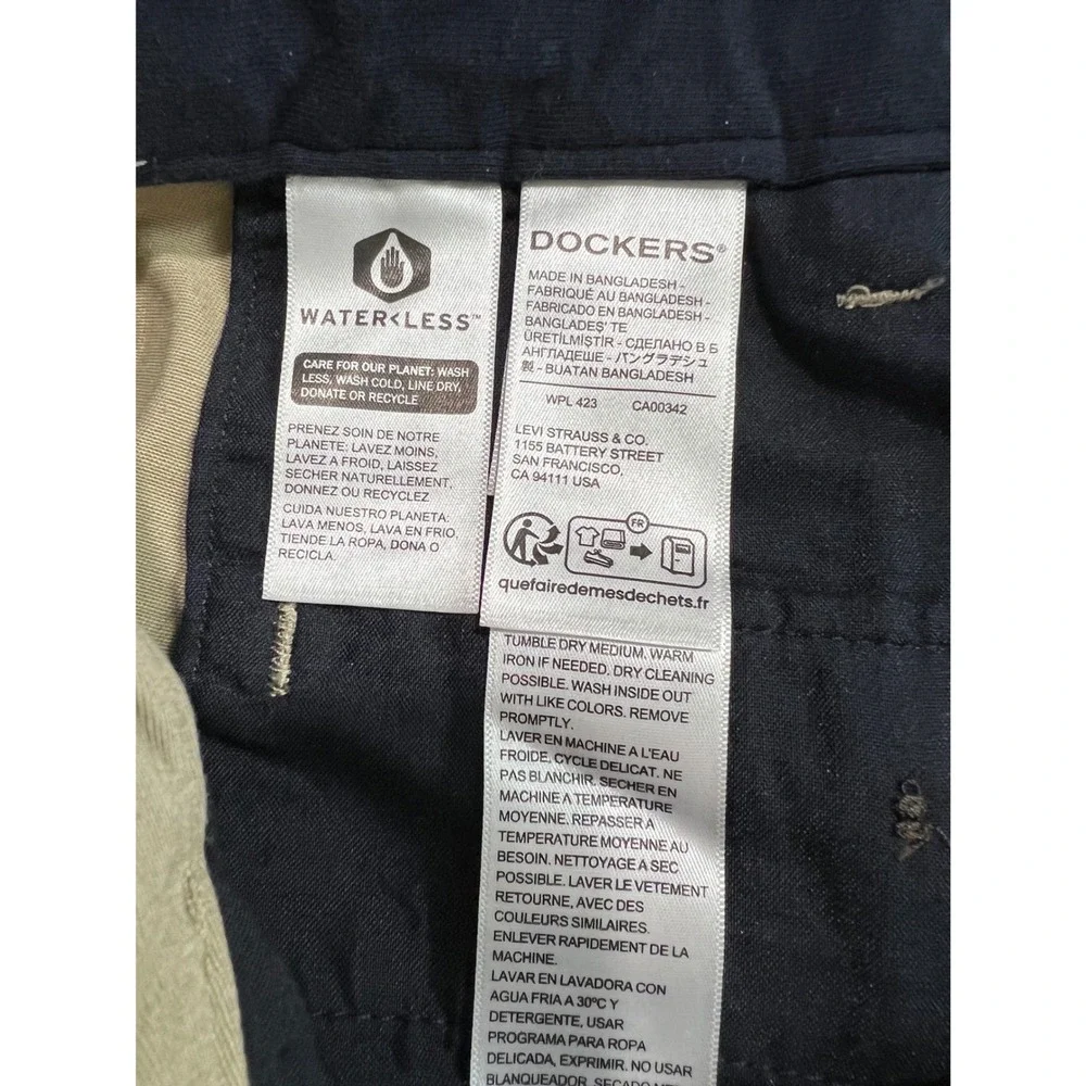 Dockers Comfort Khaki Mens 36x34 Tan Relaxed Fit Pleated Stretch Chino Pants D13